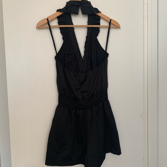 Black dressy shorts romper - Picture 3 of 3